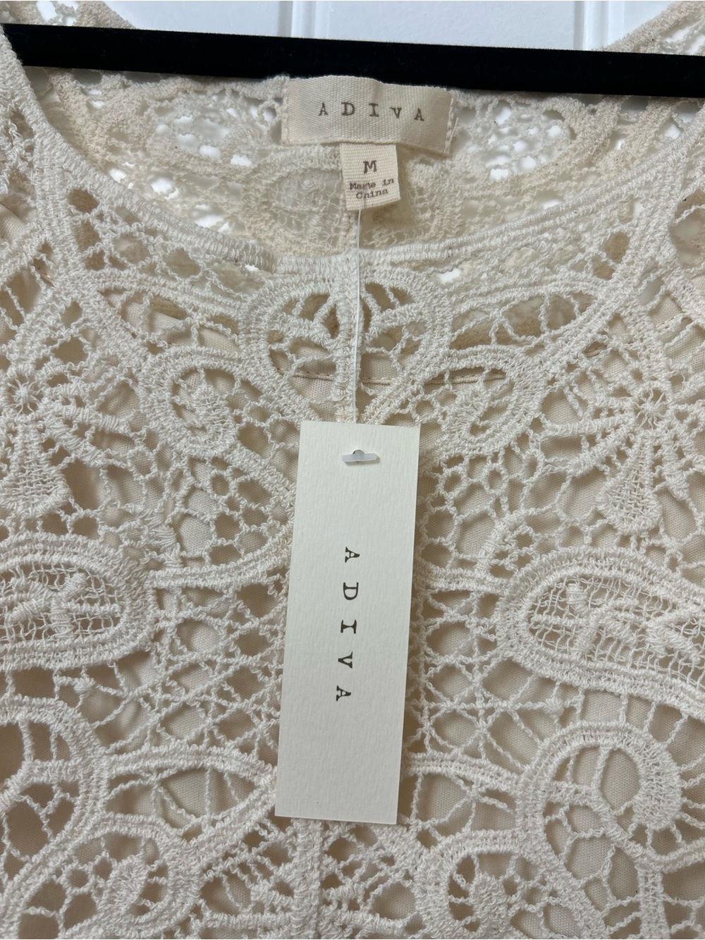 Adiva Cream Lace Scoop Neck 3/4 Sleeve Blouse - Picture 3 of 7